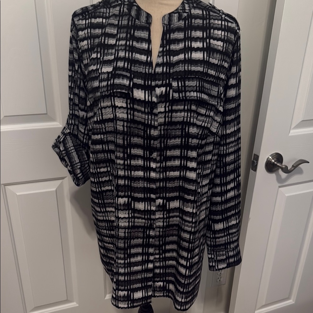 Calvin Klein Black and White Patterned Blouse